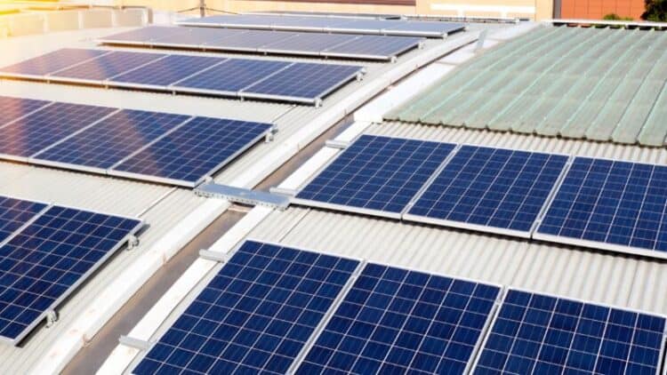 Solar Panels on Flat Roofs: Key Considerations for Your Installation