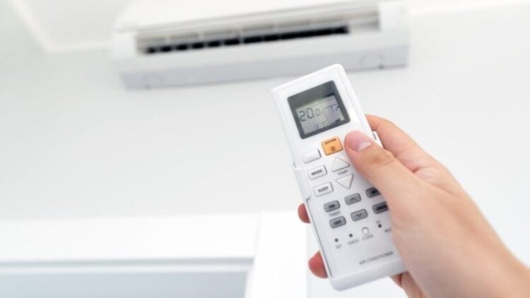 How Many Solar Panels to Run an Air Conditioner